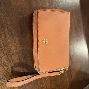 Tory Burch wristlet